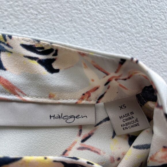 Halogen Womens Floral Print High Neck Top Blouse Shirt Size XS 3/4 Sleeve - Picture 3 of 10